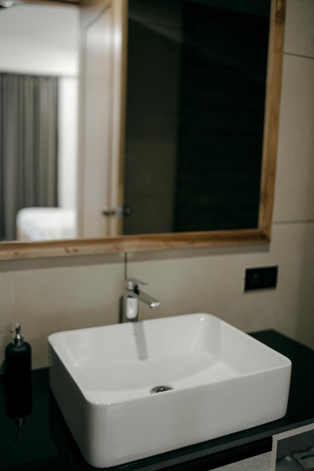 Atmosfera Bengaluru, India Aparthotel Eksteriør bilde
